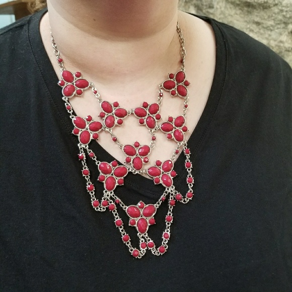 Beautiful VTG Statement Necklace. - Picture 3 of 8